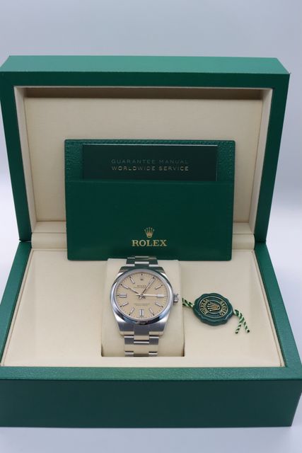 Rolex Oyster Perpetual 41 134300 Image 5
